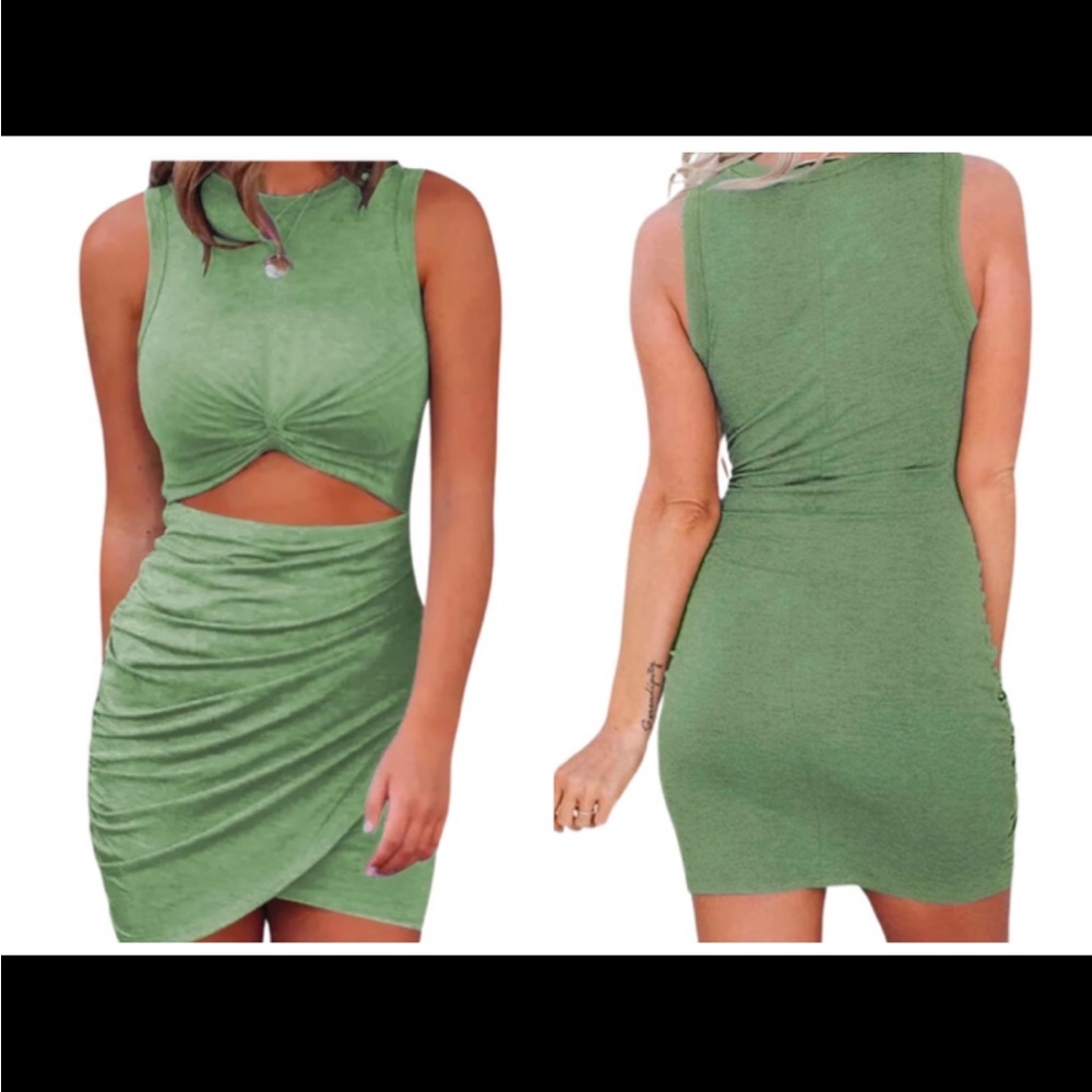 BTFBM Women's Sleeveless Crewneck Cutout Twist Dress size M NWT.